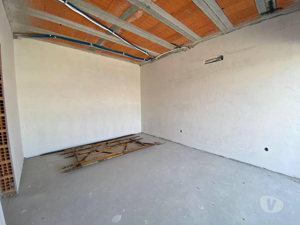 Apartamentos a venda Anadia - Fotos para Anadia-Moradia T4 NOVA em Anadia (AVR 00541)