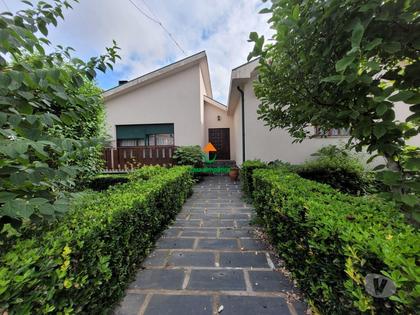 casas para vender - Fotos para Paredes-Moradia tipo Quintinha em Gandra - Paredes (CS-6063)