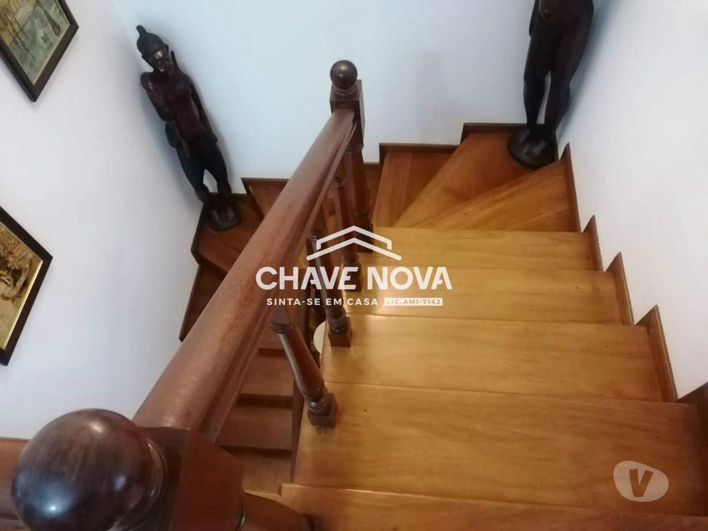 Apartamentos a venda Gondomar - Fotos para Moradia T4 , garagem p 6 carros. Forno. Rio Tinto (AR 04418)