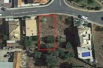 Terreno para construção de Moradia com 4 frentes localizado em