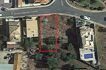 Terrenos a venda - Fotos para Terreno para construção de Moradia com 4 frentes localizado em