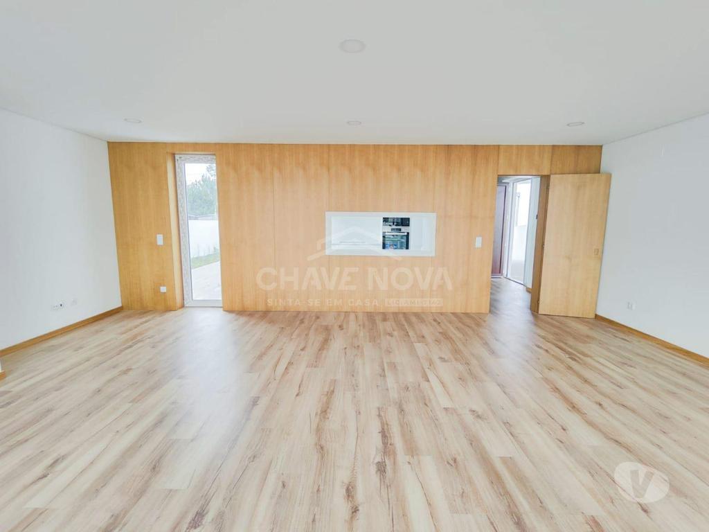 Apartamentos a venda Albergaria-a-Velha - Fotos para Moradia T3 térrea, nova, em Albergaria-a-Velha (AVR 00544)