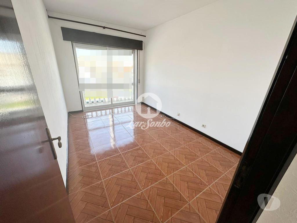 Apartamentos a venda Vila do Conde - Fotos para Andar Moradia T4 a 600m da praia das Caxinas em Vila do Conde