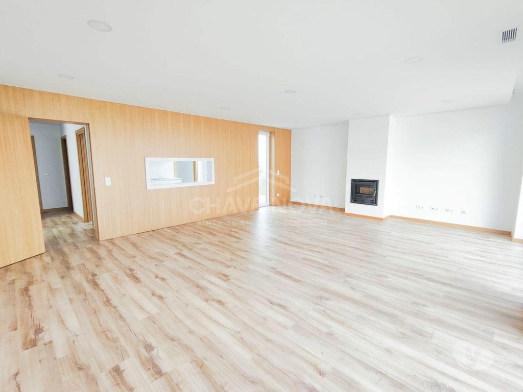 Apartamentos a venda Albergaria-a-Velha - Fotos para Moradia T3 térrea, nova, em Albergaria-a-Velha (AVR 00545)