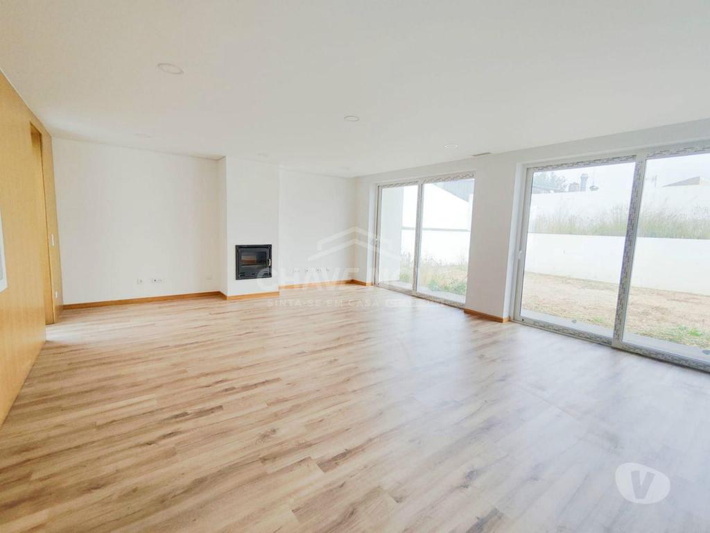 Apartamentos a venda Albergaria-a-Velha - Fotos para Moradia T3 térrea, nova, em Albergaria-a-Velha (AVR 00545)