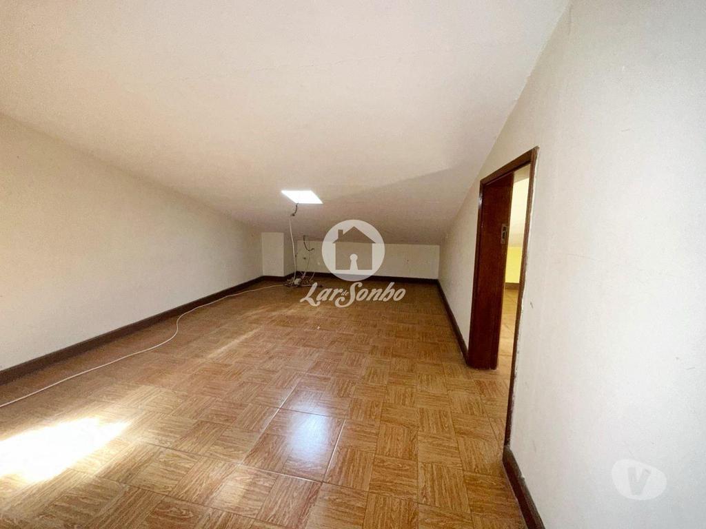 Apartamentos a venda Vila do Conde - Fotos para Moradia banda T4 + café a 600m da praia das Caxinas em Vila do