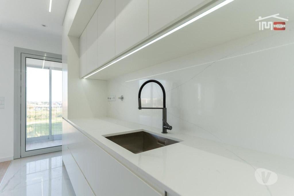 Apartamentos a venda Montijo - Fotos para Deslumbrante Duplex T3+1 c 2 Terraços e Garagem Box Grande