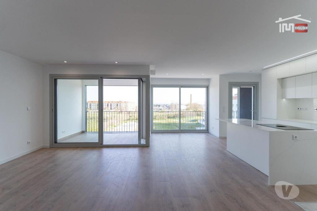 Apartamentos a venda Montijo - Fotos para Deslumbrante Duplex T3+1 c 2 Terraços e Garagem Box Grande