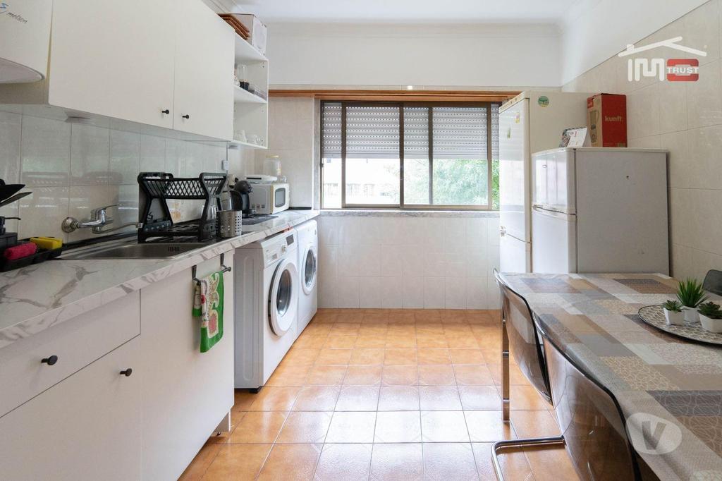 Apartamentos a venda Amadora - Fotos para Apartamento, para venda, Amadora - Mina de Água (8-A-000079)