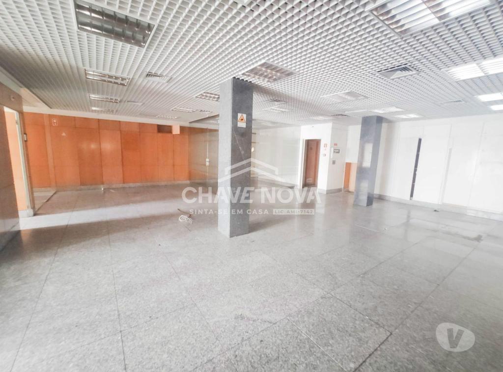 Comprar Loja Ílhavo - Fotos para Loja de Rua, para arrendamento, na rua principal da Gafanha...