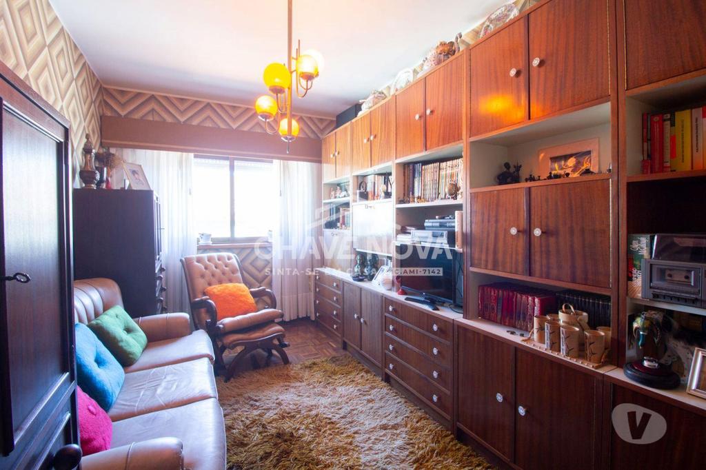 Apartamentos a venda Vila Nova de Gaia - Fotos para Moradia Geminada T3 a 150 metros do Apeadeiro da Madalena.