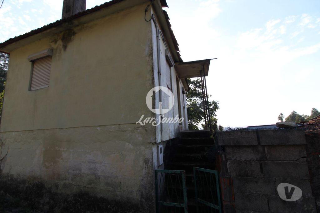 Apartamentos a venda Barcelos - Fotos para Moradia com terreno para restauro em Barcelos (265-M-00465)