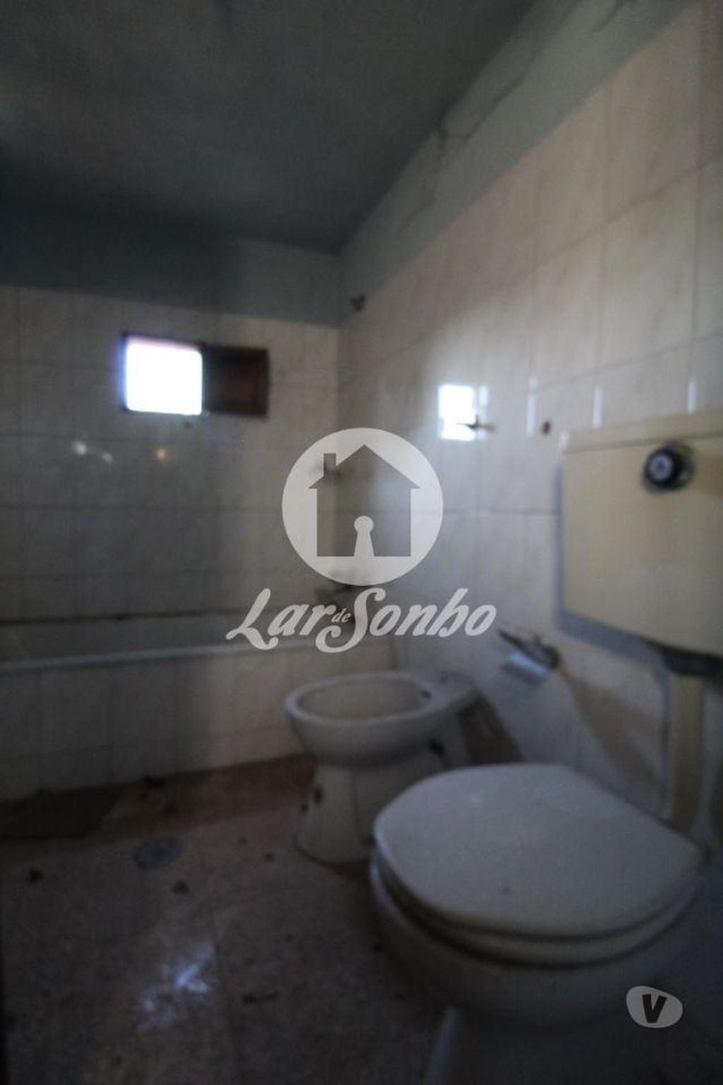 Apartamentos a venda Barcelos - Fotos para Moradia com terreno para restauro em Barcelos (265-M-00465)