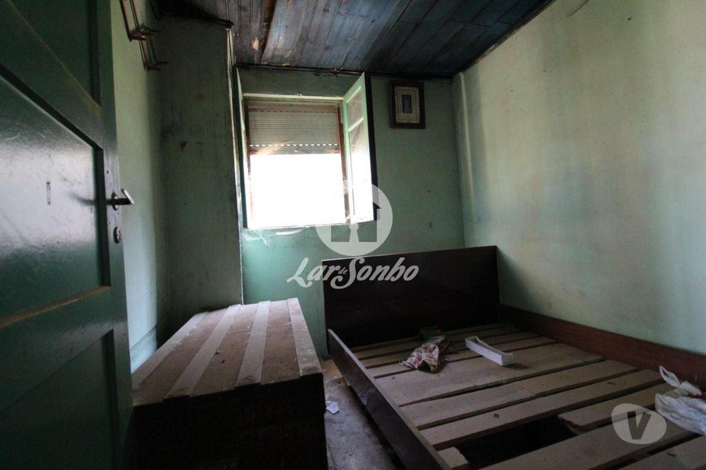 Apartamentos a venda Barcelos - Fotos para Moradia com terreno para restauro em Barcelos (265-M-00465)