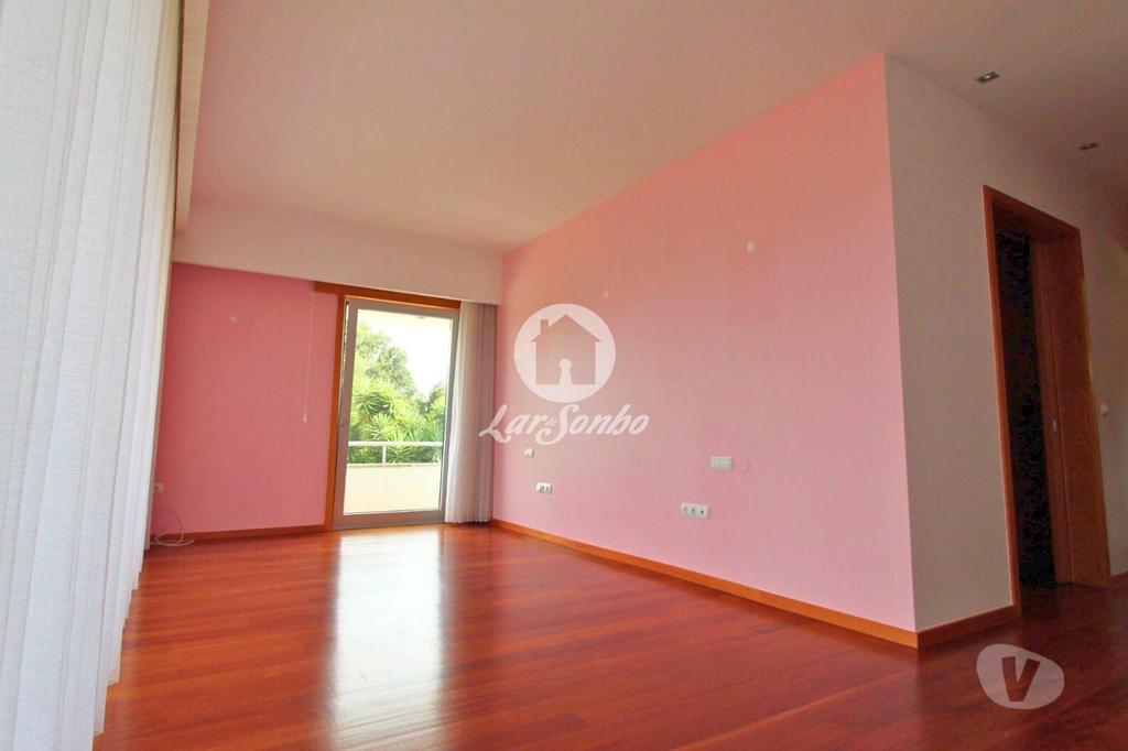 Apartamentos a venda Esposende - Fotos para Esposende-Moradia T4 individual (265-M-01492)