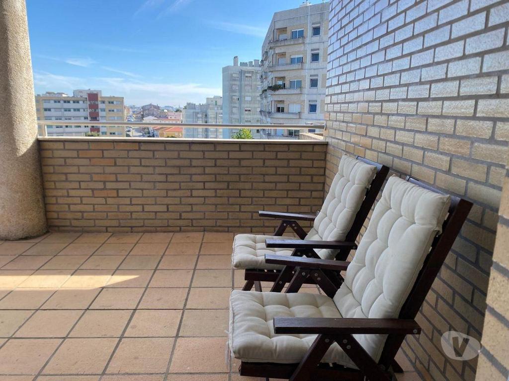 Apartamentos a venda Maia - Fotos para Magnífico T3 como novo Terraço Garagem 2 carros Boas Áreas (VL