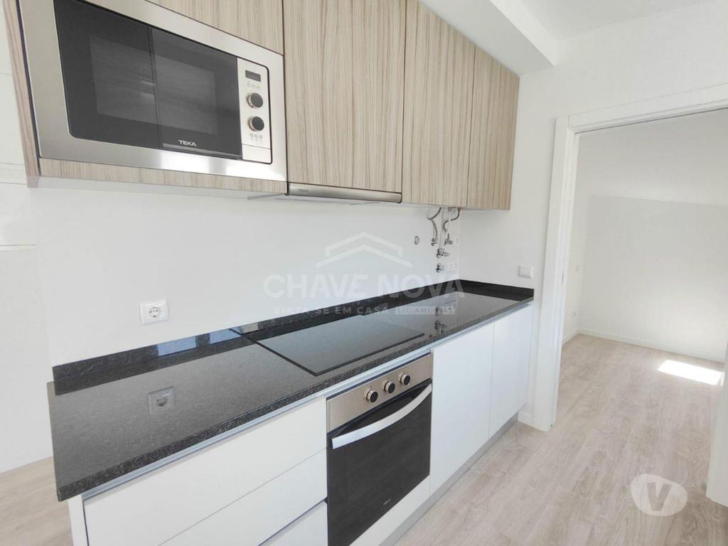 Apartamentos a venda Aveiro - Fotos para Apartamento T2, novo, no centro de Esgueira, com varanda