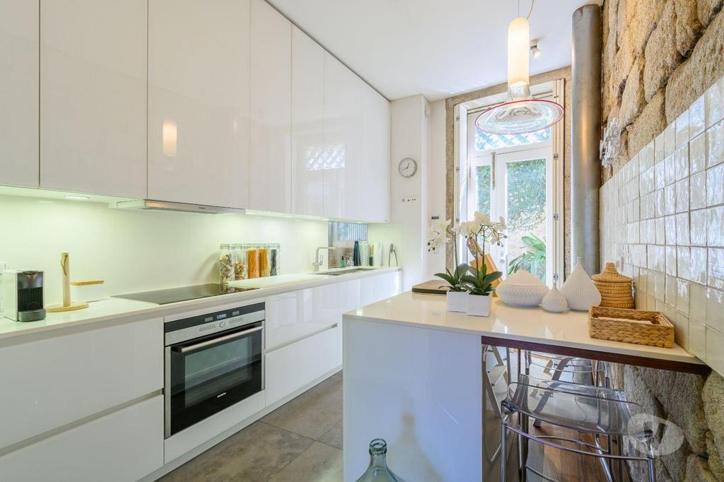Apartamentos a venda Porto - Fotos para Moradia única com piscina e vistas desafogadas sobre o Rio Douro