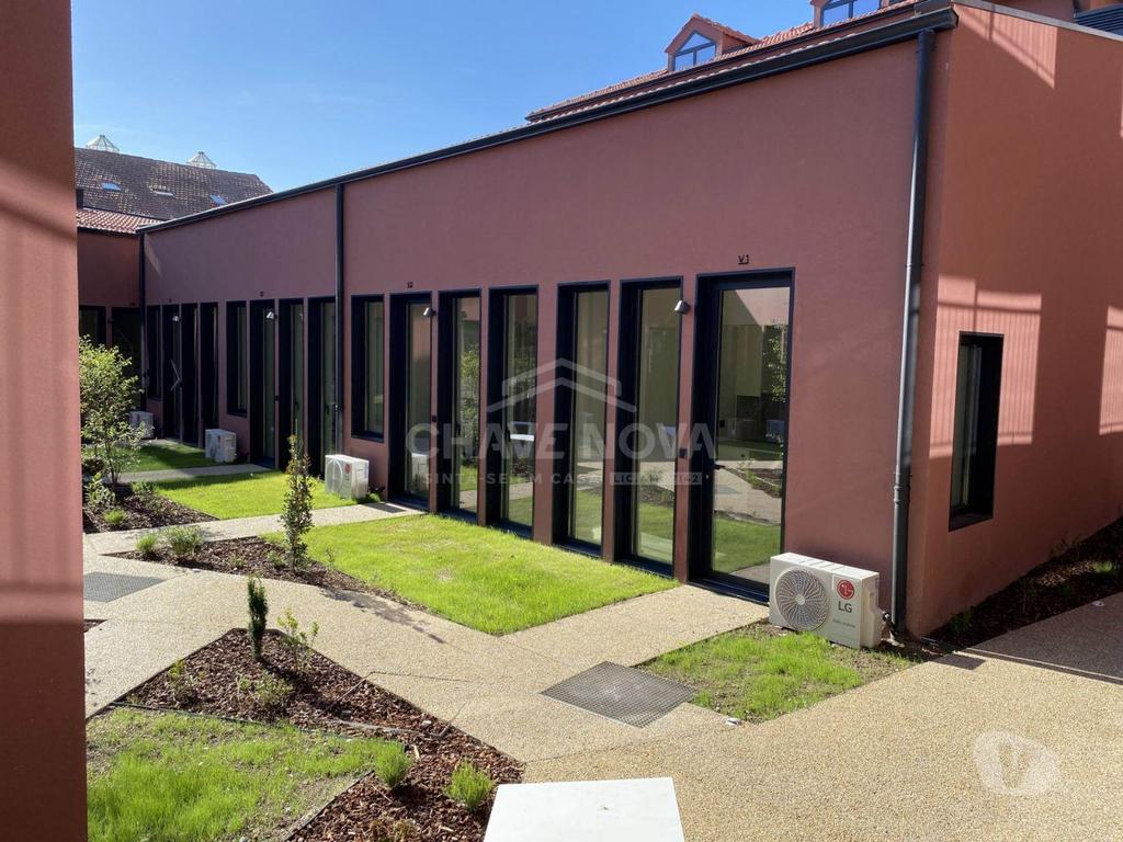 Apartamentos a venda Porto - Fotos para Apartamento T1 em Mezanino com jardim, na Rua Santos Pousada-