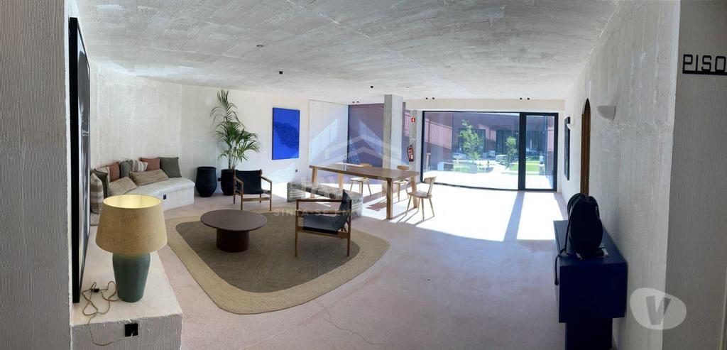 Apartamentos a venda Porto - Fotos para Apartamento T1 em Mezanino com jardim, na Rua Santos Pousada-