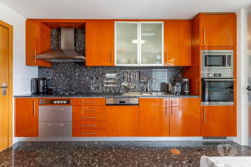 Apartamentos a venda Maia - Fotos para Maia-Apartamento T5 de Luxo no Centro da Maia (PRTBV 00434)