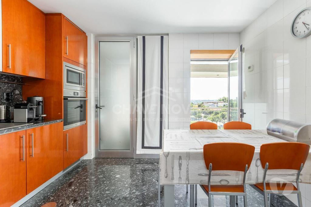 Apartamentos a venda Maia - Fotos para Maia-Apartamento T5 de Luxo no Centro da Maia (PRTBV 00434)