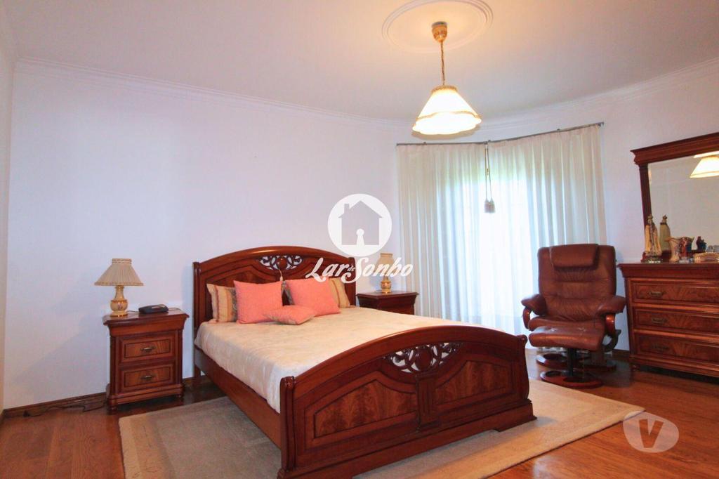 Apartamentos a venda Viana do Castelo - Fotos para Moradia T4 com garagem e jardim em Barcelos (265-M-01580)