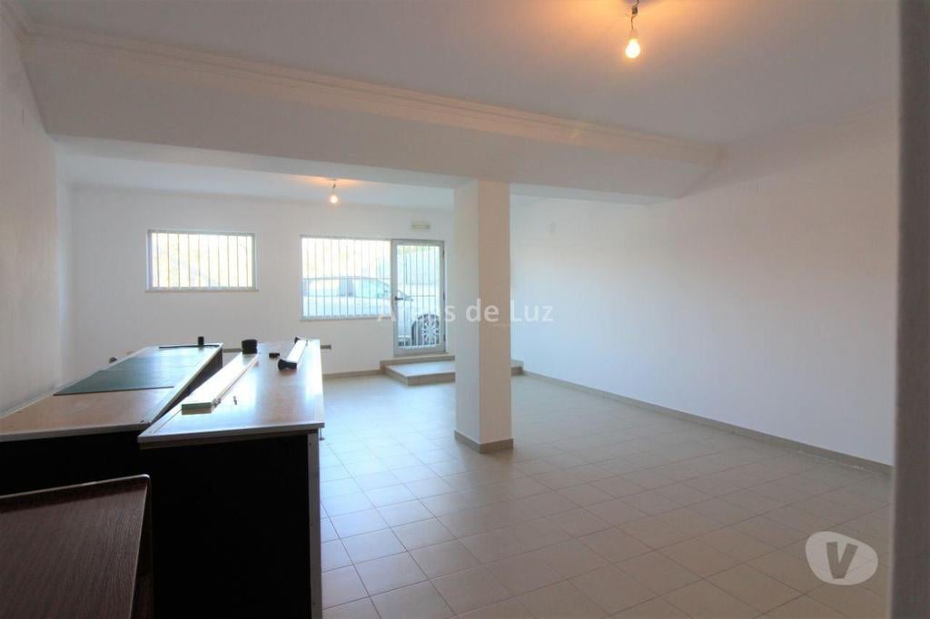Comprar Loja Leiria - Fotos para Loja com 72 m2 - Pousos, Leiria