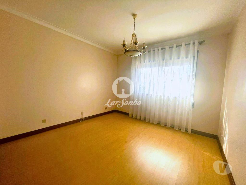 Apartamentos a venda Barcelos - Fotos para Barcelos-Moradia T4 Individual em Barcelos (265-M-01379)