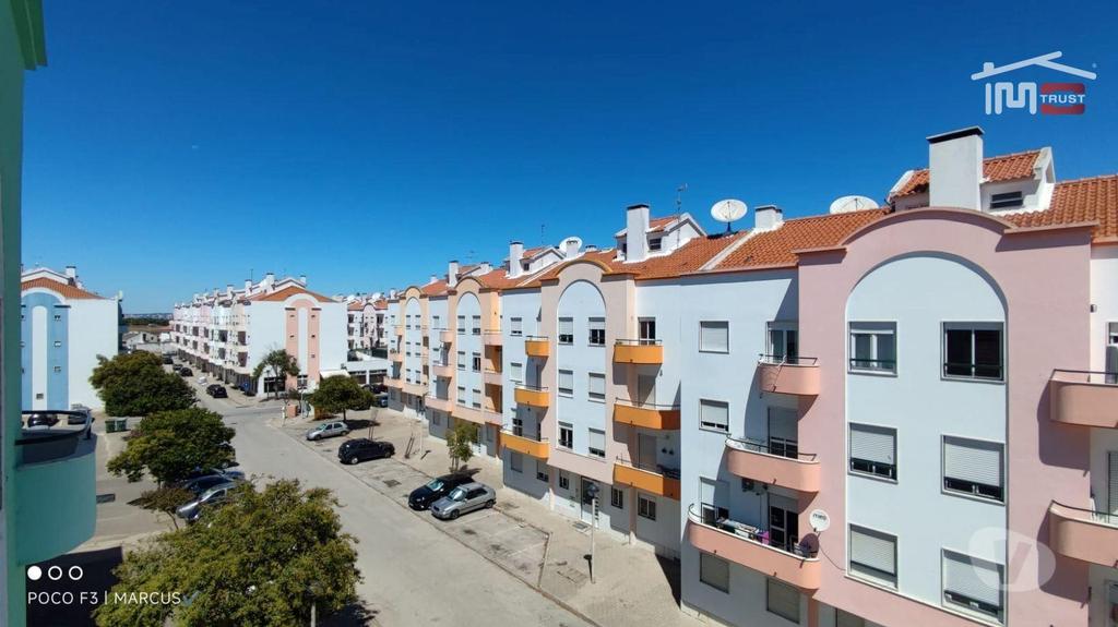 Apartamentos a venda Alcochete - Fotos para Alcochete-T3+1 DUPLEX NO SAMOUCO OPORTUNIDADE (6-A-001197)