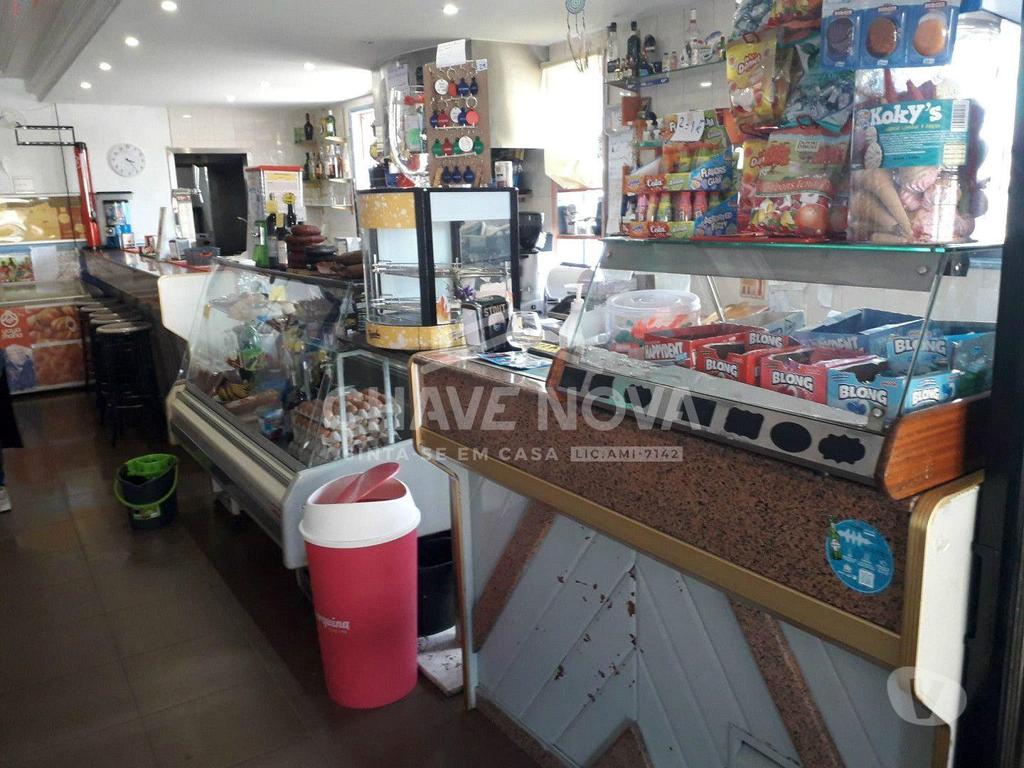 Comprar Loja Vila Nova de Gaia - Fotos para Café Restaurante Petiscos - c Bom Funcionamento