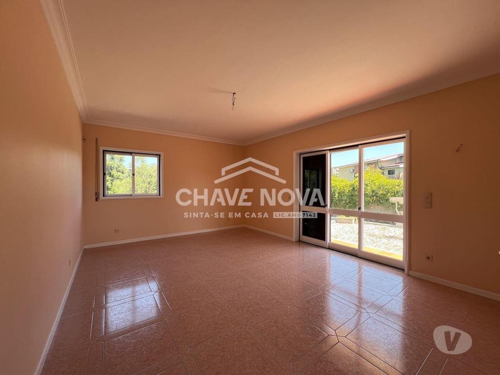 Apartamentos a venda Vila Nova de Gaia - Fotos para Vila-nova-de-gaia-Moradia V3 em Grijó! (OD 02419)