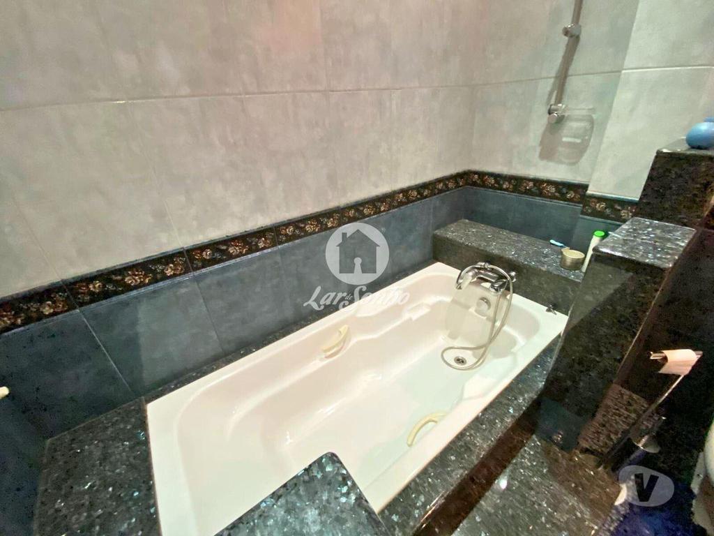 Apartamentos a venda Barcelos - Fotos para Moradia Isolada com comércio e amplo terreno (265-M-01501)