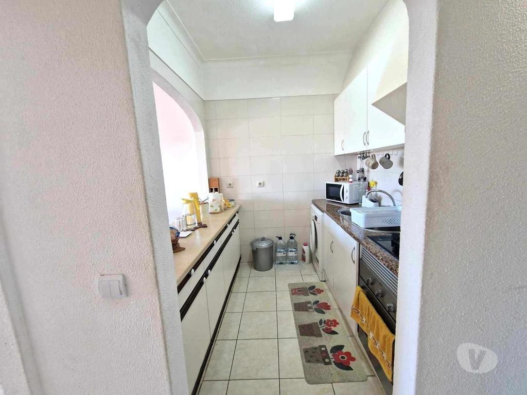 Apartamentos a venda Albufeira - Fotos para Lindo Apartamento T1 com Vista Mar e Piscina no Coração de
