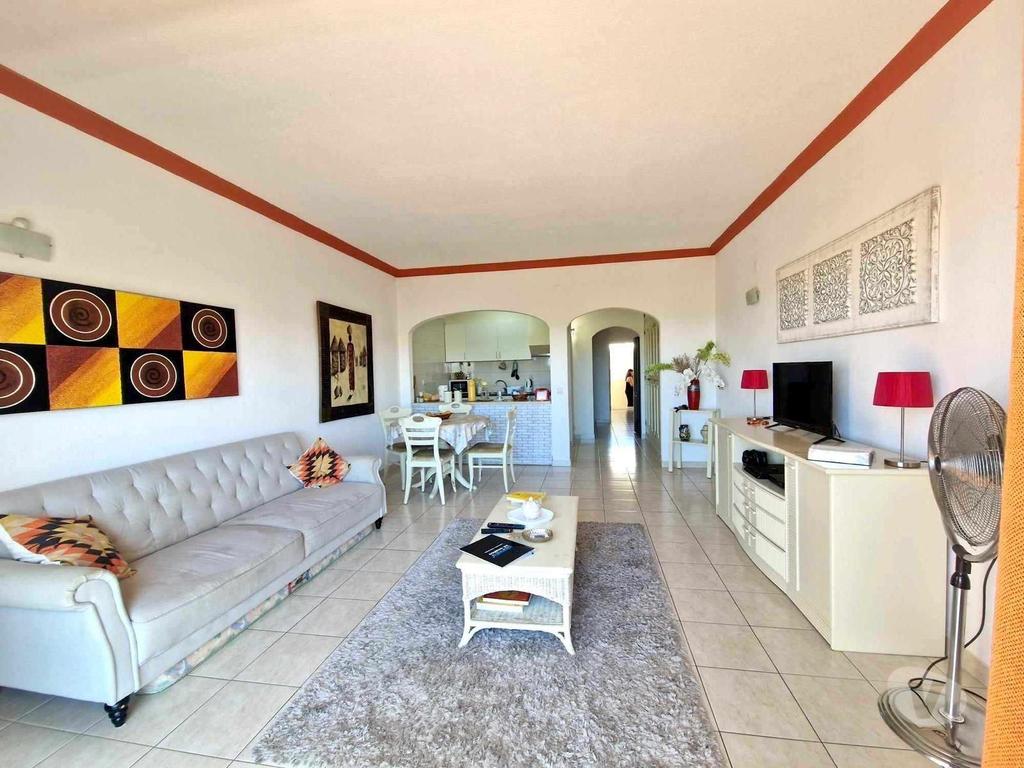Apartamentos a venda Albufeira - Fotos para Lindo Apartamento T1 com Vista Mar e Piscina no Coração de