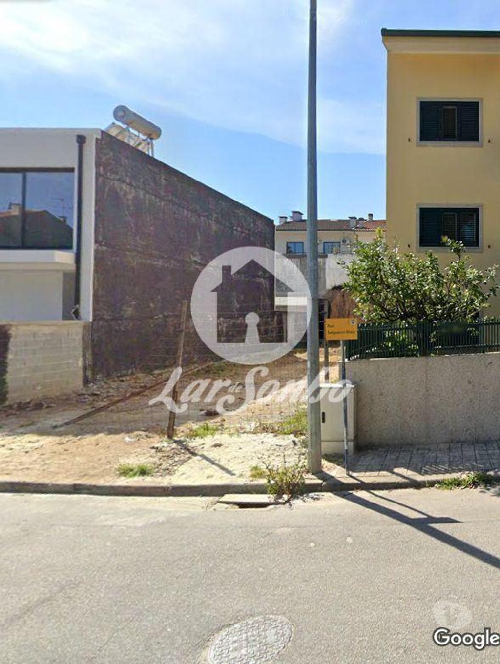Terrenos Gondomar - Fotos para Terreno com projeto aprovado, para moradia T4 de 2 frentes, em