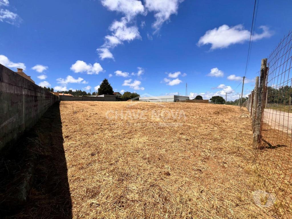 Terrenos Vila Nova de Gaia - Fotos para Terreno com 1500m² em Pedroso, Vila Nova de Gaia (MAD 01873)