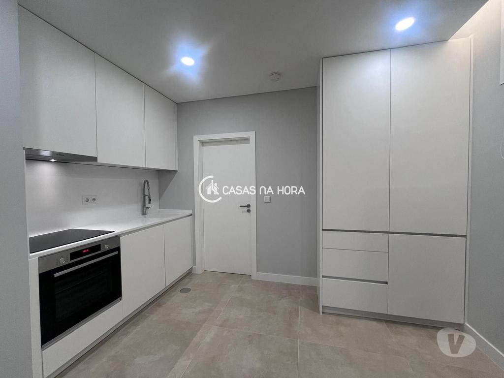 Comprar Loja Viseu - Fotos para Atelier com kitchenette Totalmente Equipada - Viseu