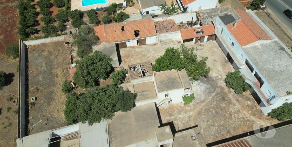 Terrenos Albufeira - Fotos para Terreno Misto de 50.000m² com Armazéns e Ruínas (ALBF 00165)