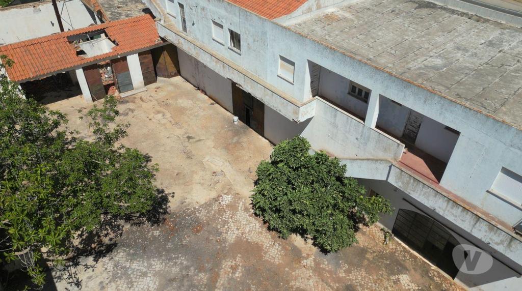 Terrenos Albufeira - Fotos para Terreno Misto de 50.000m² com Armazéns e Ruínas (ALBF 00165)