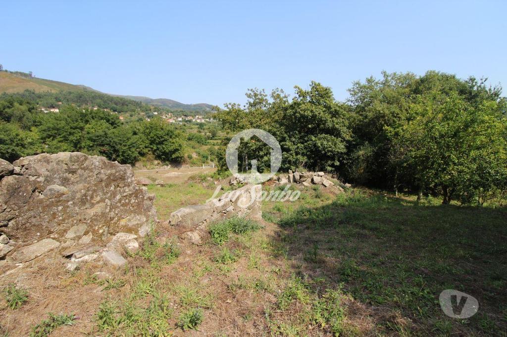 Terrenos Vila Verde - Fotos para Quintinha para restauro em Atães, Vila verde (240-Q-22802)
