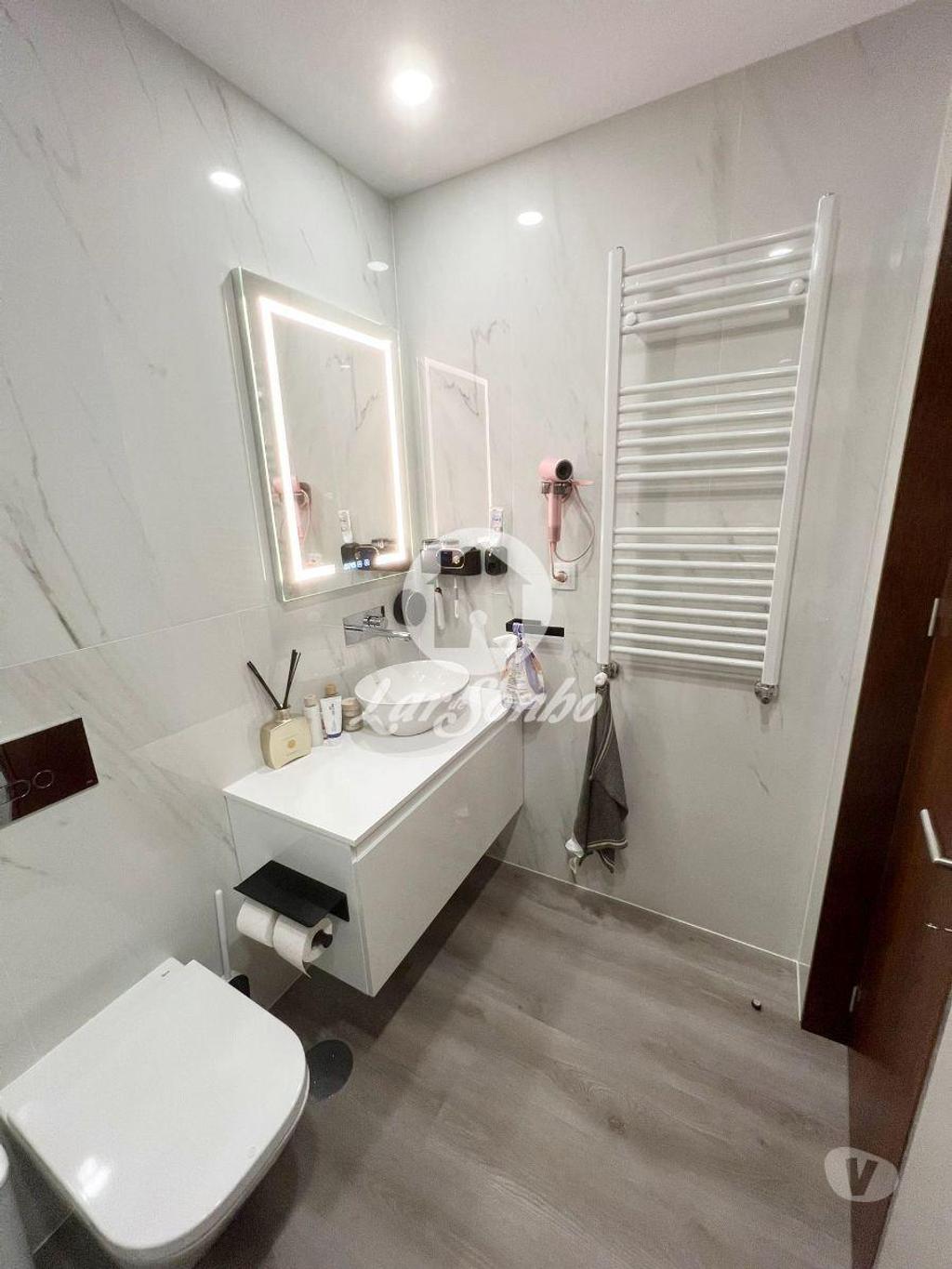 Apartamentos a venda Póvoa de Varzim - Fotos para Apartamento T3 Semi- Novo na Póvoa de Varzim (240-A-25167)