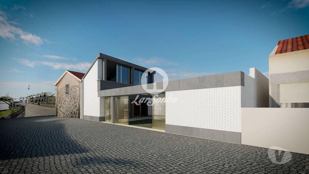 Apartamentos a venda Póvoa de Varzim - Fotos para Moradia para restauro com Projecto Aprovado a 40m da praia de