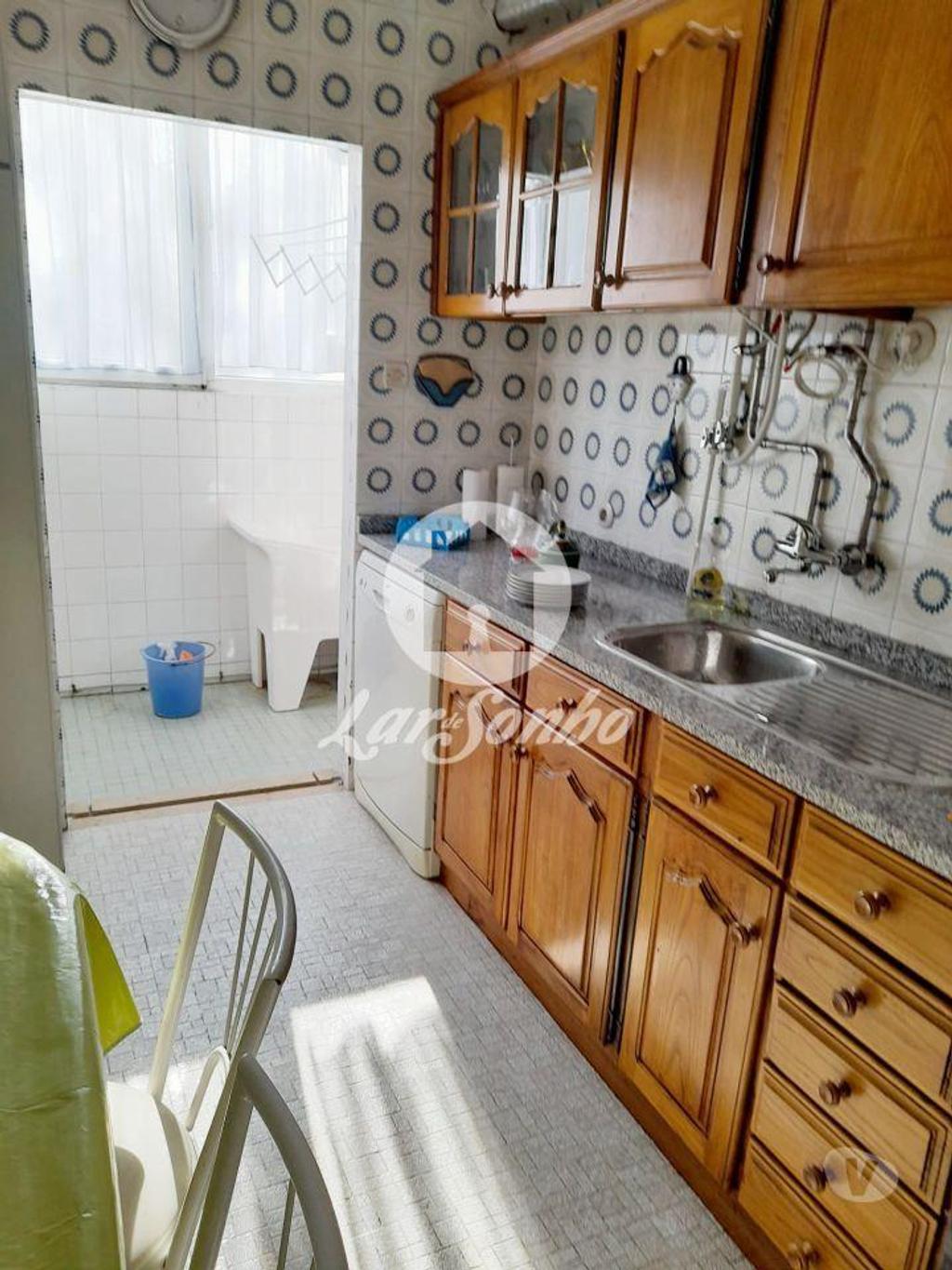 Apartamentos a venda Póvoa de Varzim - Fotos para Apartamento T2 a 350m da praia da Povoa de Varzim (240-A-23947)