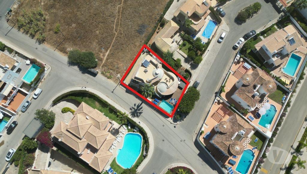 Apartamentos a venda Albufeira - Fotos para Moradia de 3 Quartos com Piscina a 2 Min da Praia (ALBF 00169)