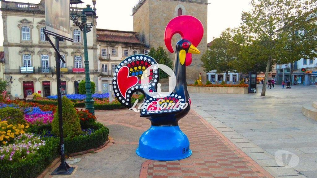 Comprar Loja Barcelos - Fotos para Espaço Comercial no centro de Barcelos