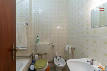 casas para vender - Fotos para Ourem-APARTAMENTO T2 CENTRO DA CIDADE (1-A-000621)