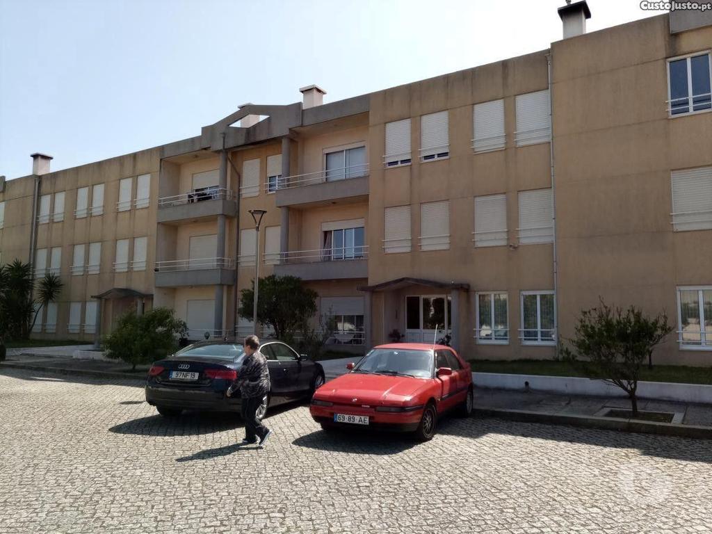 Apartamentos a venda Vila do Conde - Fotos para T1 Mobilado em condomínio fechado em Arvore junto à praia
