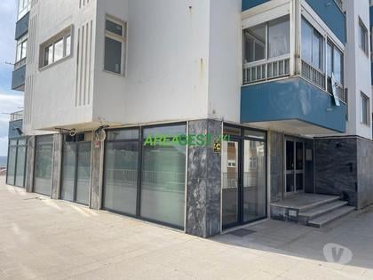 Venda Loja - Fotos para Loja para Venda com rendimento, localizada em Ericeira