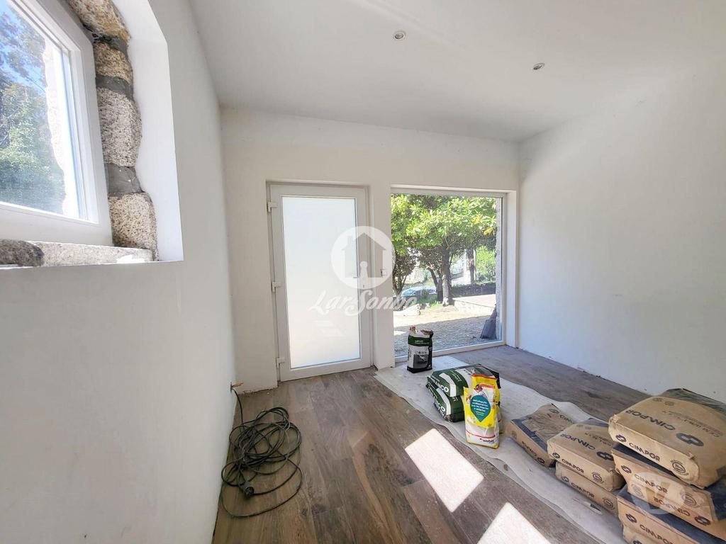 Apartamentos a venda Paredes - Fotos para Moradia individual de 5 quartos c piscina em Recarei, Paredes